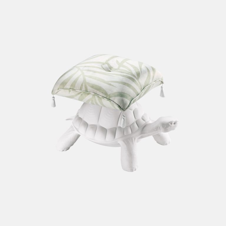 Qeeboo--Turtle-Carry-Pouf--design-Marcantonio--01--white